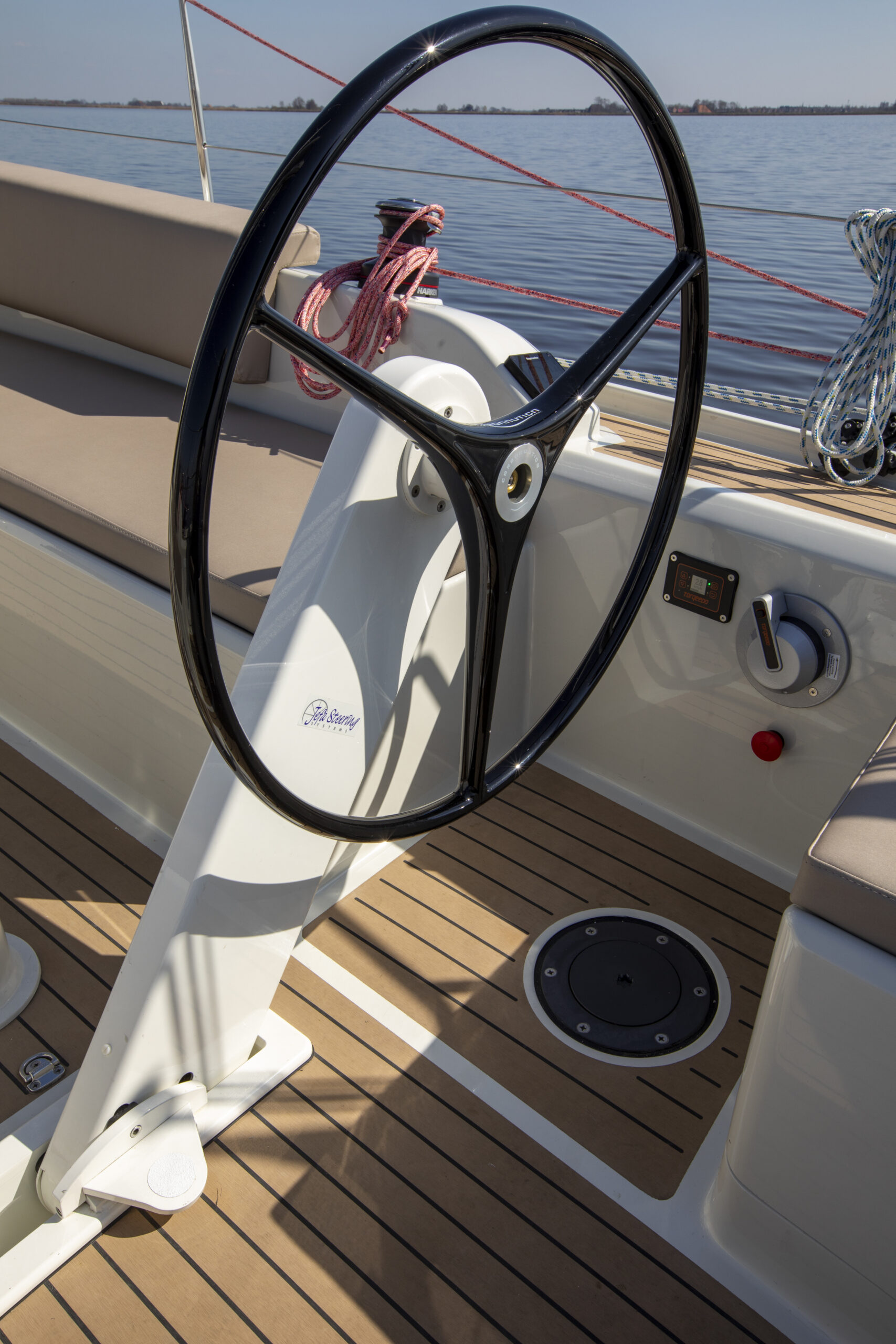 Yacht Magazine Test van de Pointer 30 van Jachtwerf Heeg door Michael Good